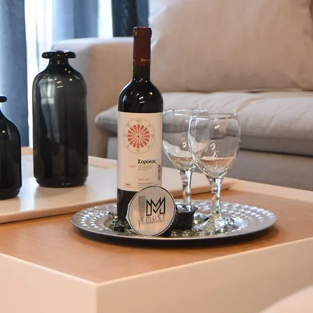 Comely N Gusto Luxury Apts. Apartment Thessaloniki