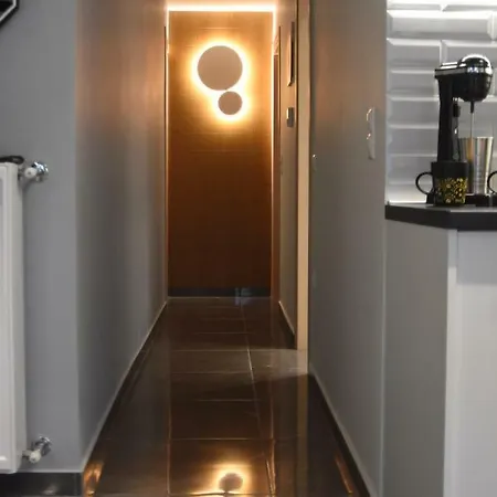 Comely N Gusto Luxury Apts. *